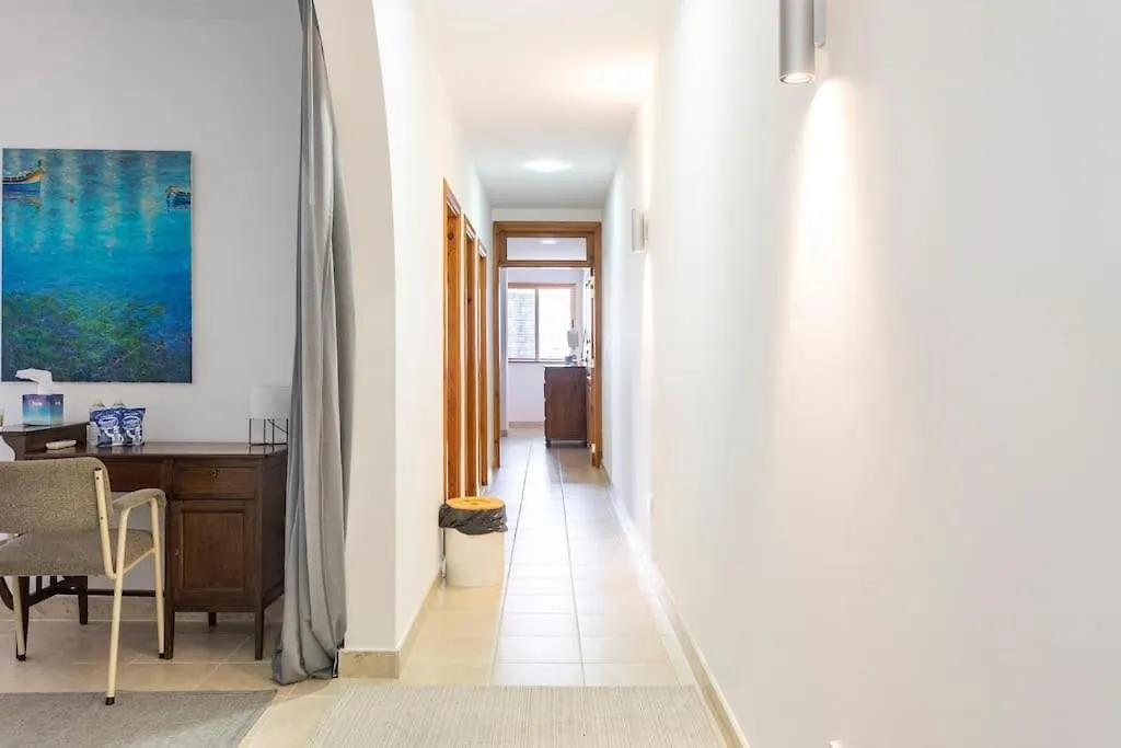 City Penthouse With Roof Terrace And Sea Views Valletta 0*,  Malta