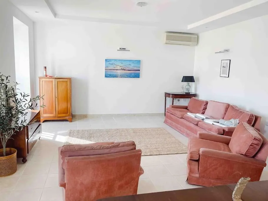 City Penthouse With Roof Terrace And Sea Views Valletta Apartment