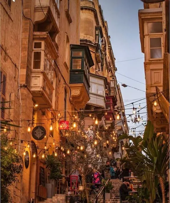 City Penthouse With Roof Terrace And Sea Views Valletta 0*,
